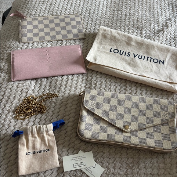 Louis Vuitton Checkered Beige and Pink Clutch Set - Picture 1 of 11